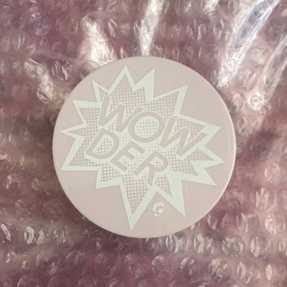 Glossier Wowder Light/Medium